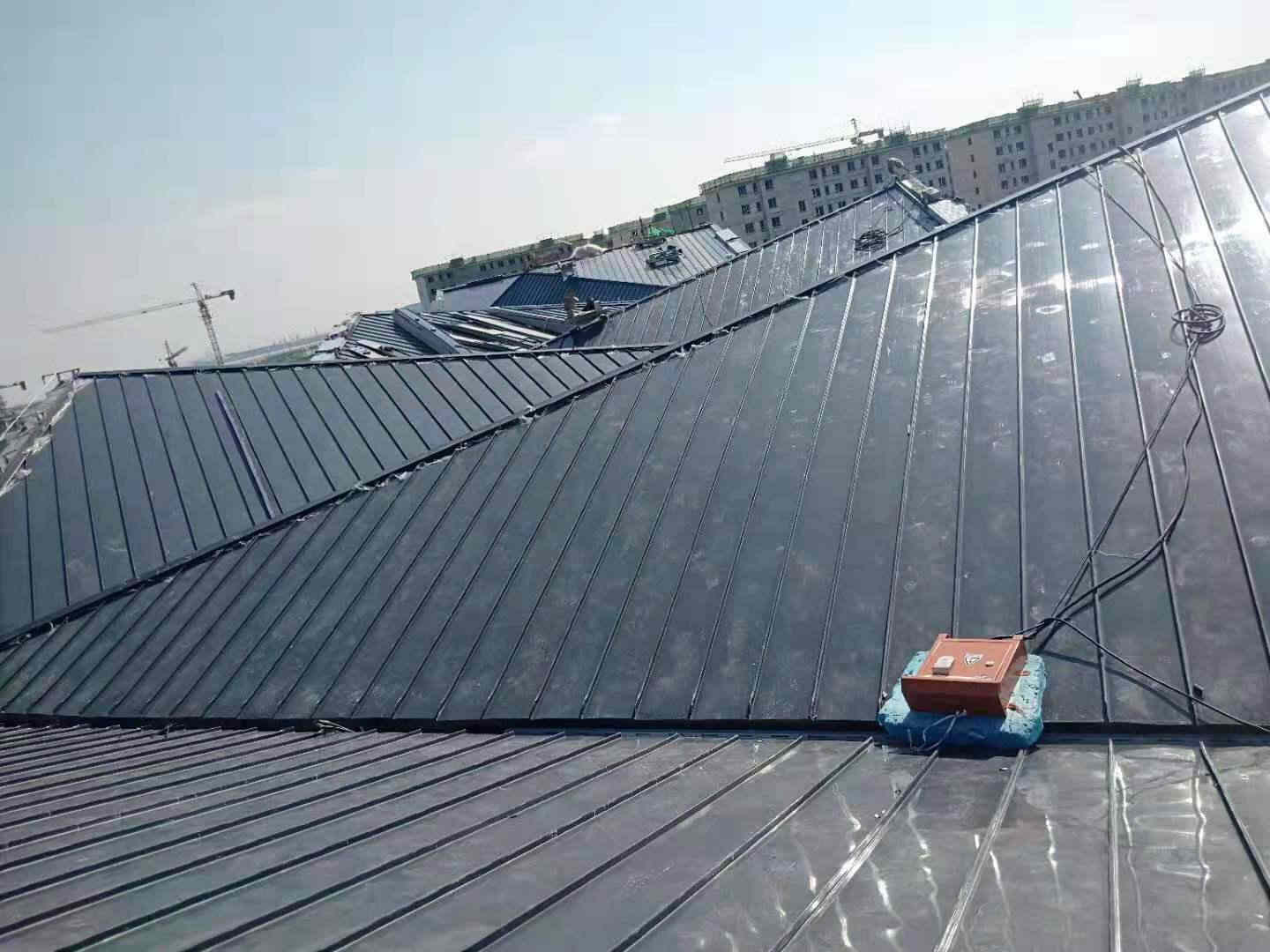 常州 深灰色 鋁鎂錳板 直立雙鎖邊 鋁合金 成品 寶筑彩鋼 常州 深灰色 鋁鎂錳板 直立雙鎖邊 鋁合金 成品 寶筑彩鋼